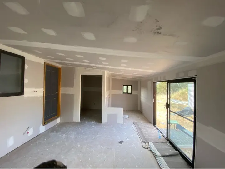 Old garage in Fryerstown finished as a plastered room