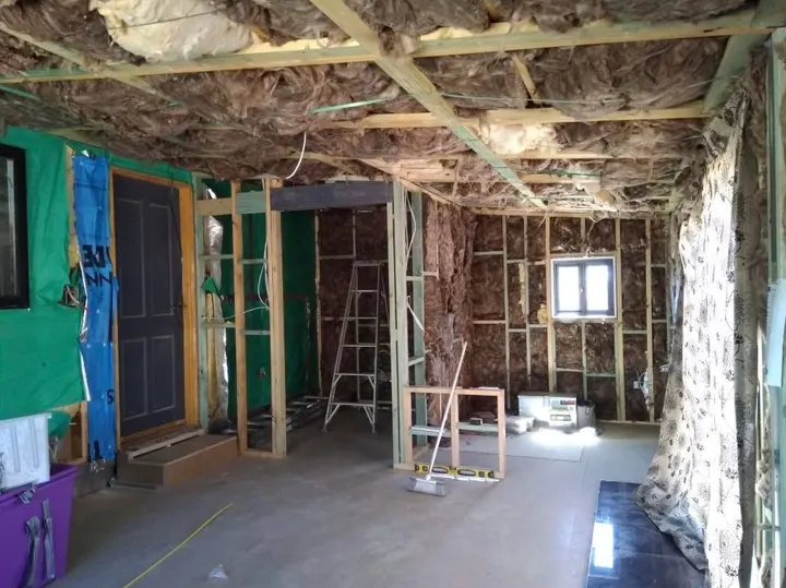 Fryerstown garage framed and insulated before plastering